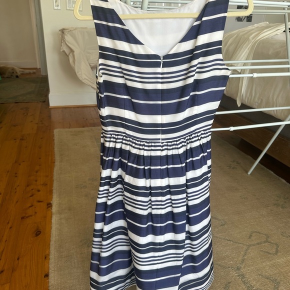 Lilly Pulitzer Eryn Silk Dress - Picture 3 of 5